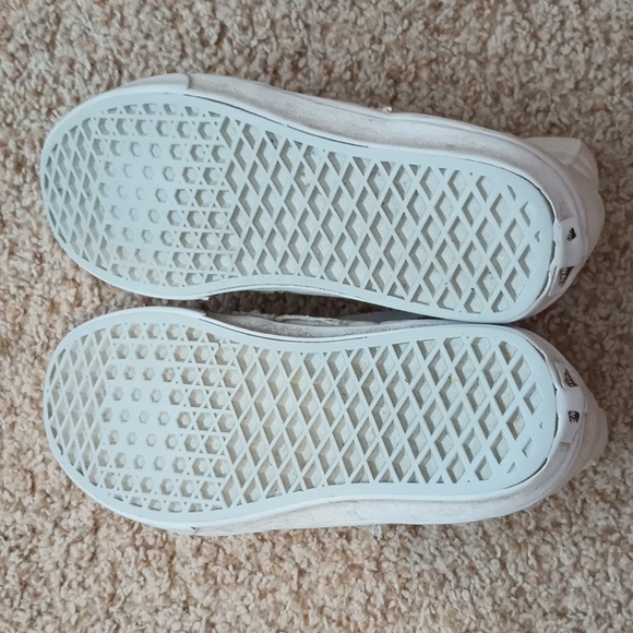white vans high top shoe - Picture 4 of 5
